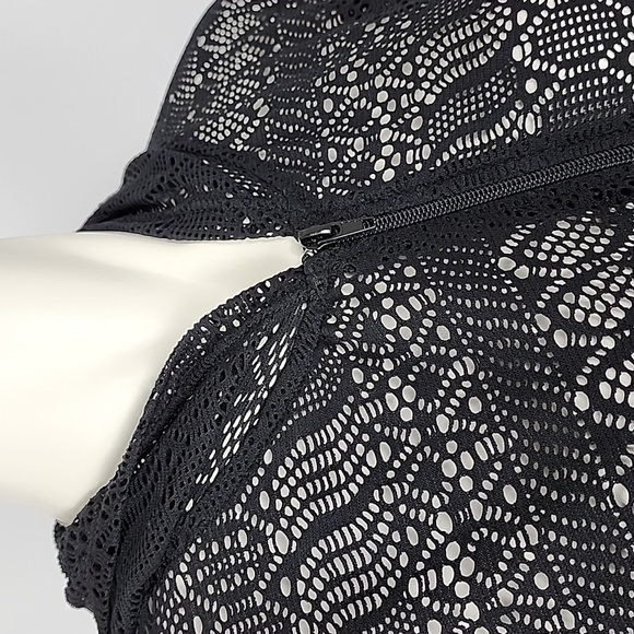 Beach Pool Cover-Up  Black Crochet Dress Hoodie Full Zip Up Short Sleeves Sz S/M - Picture 7 of 12